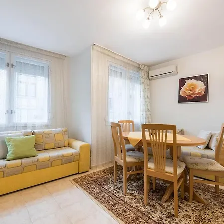 Bright And Relaxing Flat Near Sevastopol Апартаменты Варна