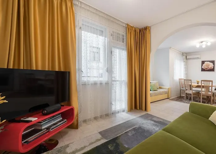 Calm Space In Center Apartamento Varna