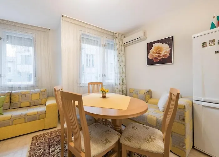 Calm Space In Center Apartamento